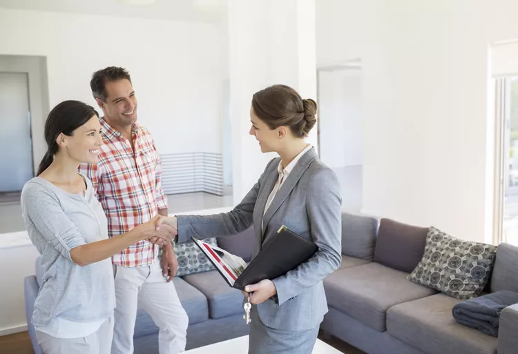 how to negotiate a real estate agent comission